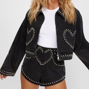 NASTY GAL Extremely Rare Heart Studded Cropped Black Denim Jacket SIZE 2 (XS)